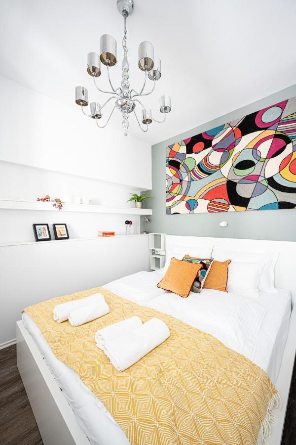 Apartamento Saint Seven Szeged Exterior foto