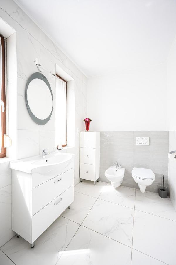 Apartamento Saint Seven Szeged Exterior foto