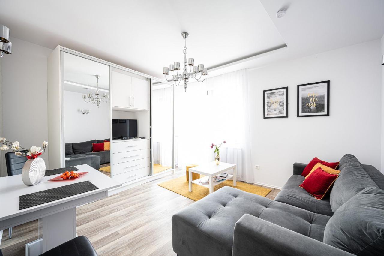 Apartamento Saint Seven Szeged Exterior foto
